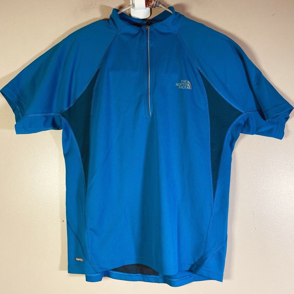 The North Face Vaporwick Flight Series Short Sleeve 1/4 Zip Shirt Men Medium